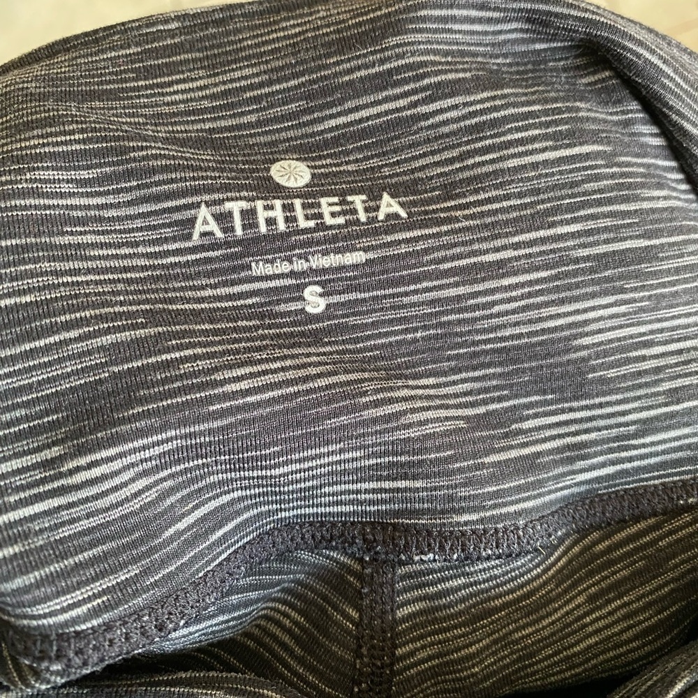 Athleta cozy drifter Charcoal Striped Leggings size S - Picture 6 of 6